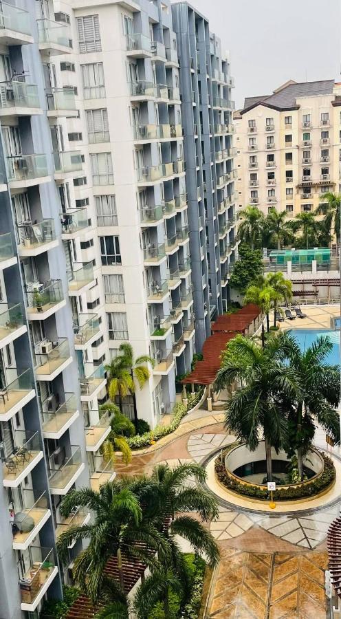 One Palm Tree Villas Short Walk Via Runway Manila Naia T3 Пасай Екстериор снимка